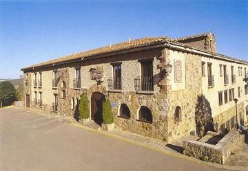 Hotel Leonor Miron