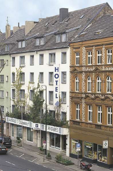 Antares Apartments