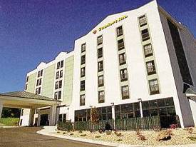 Holiday Inn Express & Suites Central Omaha