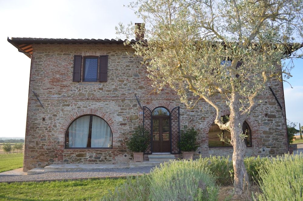Podere Molinaccio Bed And Breakfast