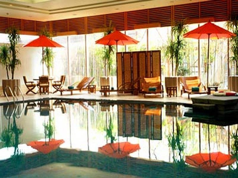 Renaissance Wuhan Hotel