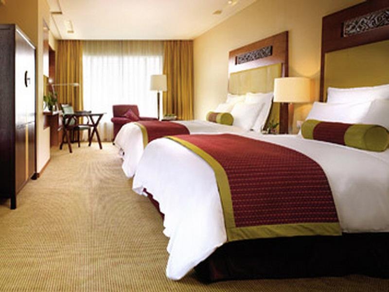 Renaissance Wuhan Hotel