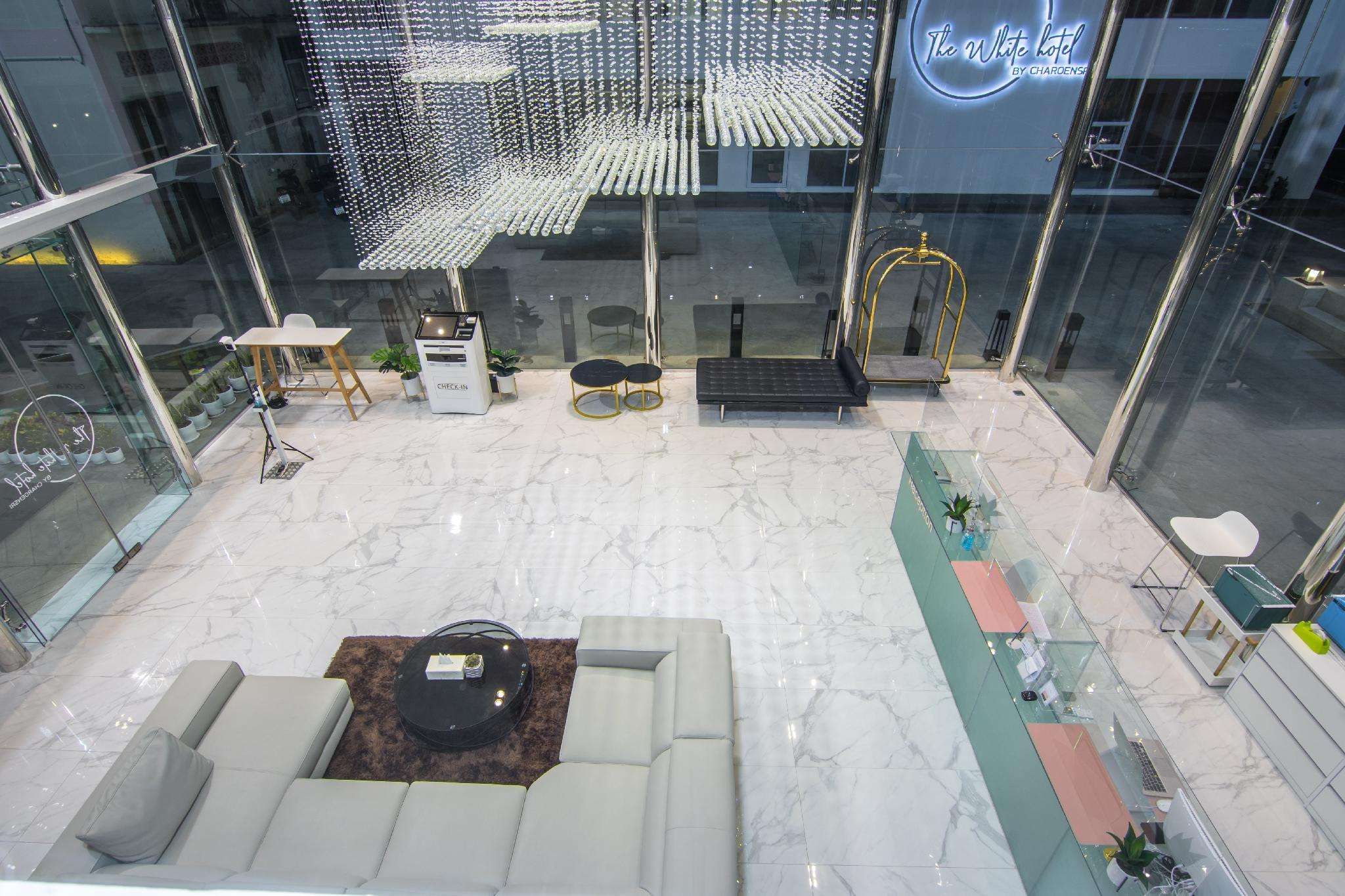 The White Hotel By Charoensri