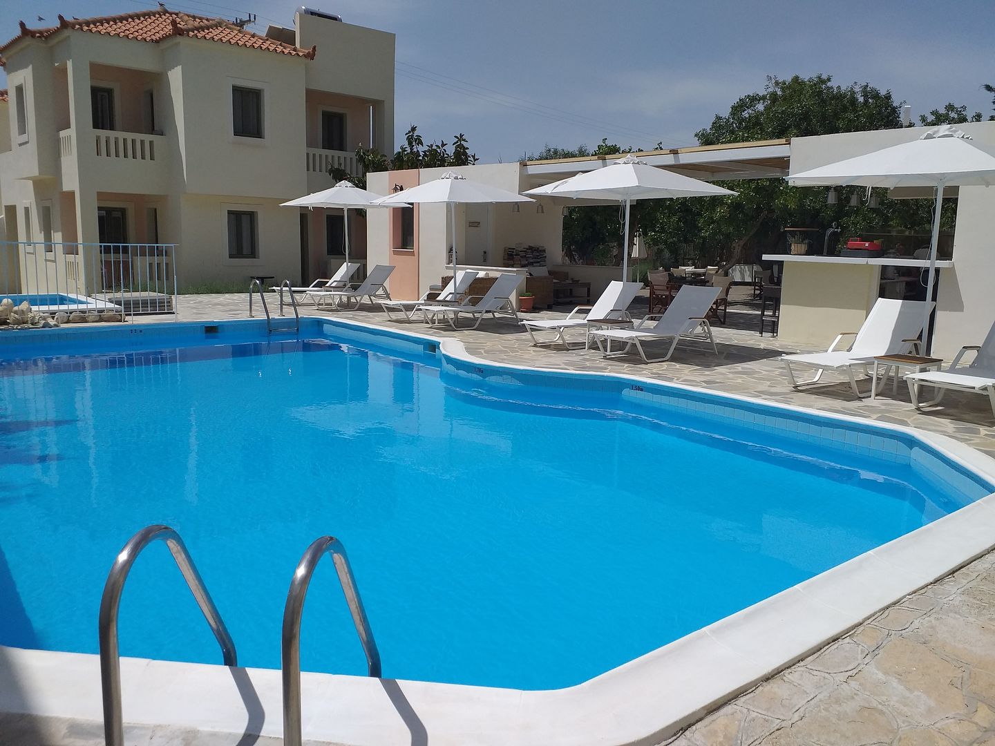 Aphrodite Samos Superior Studios & Apartments