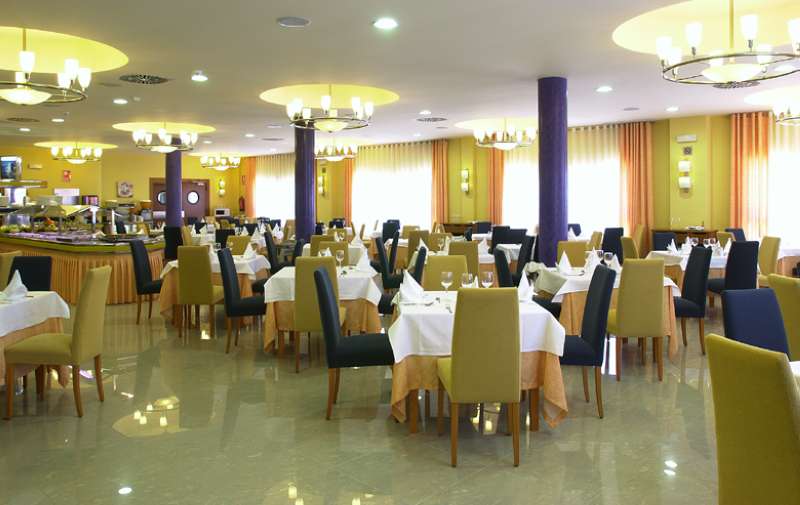Gaviotas Hotel & Event Center