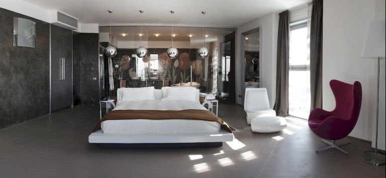 For You Hotel