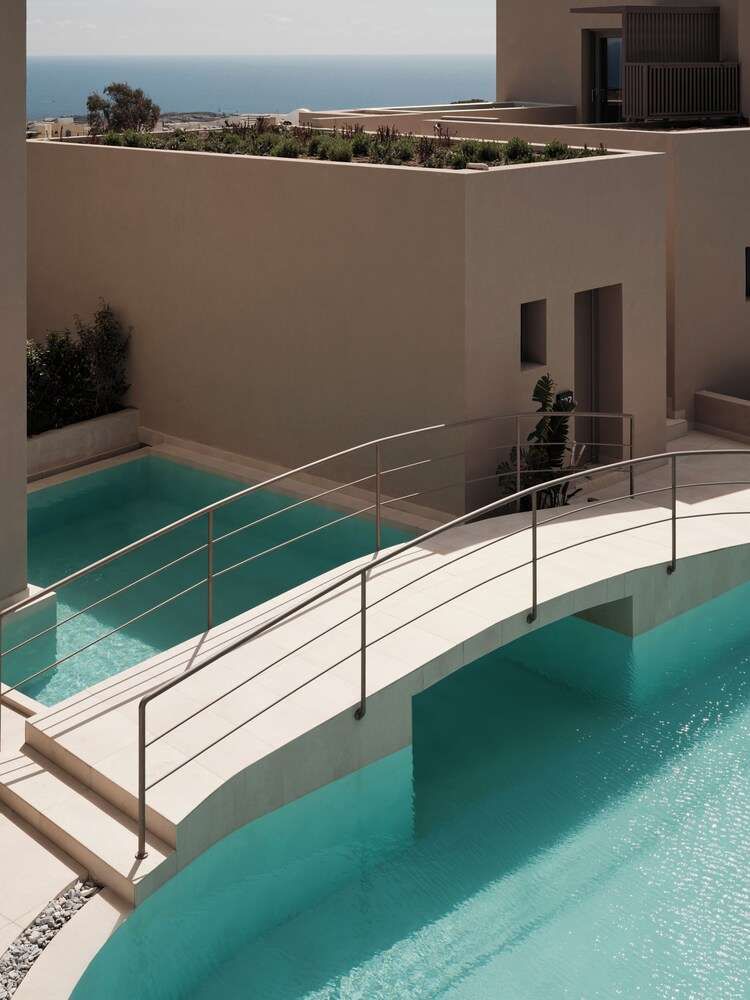 Enarma Suites & Spa