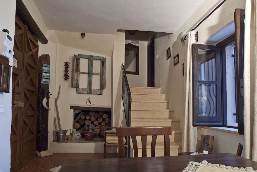 B&B Lavinium