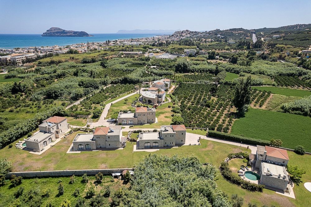 Caldera Theros Villas Chania