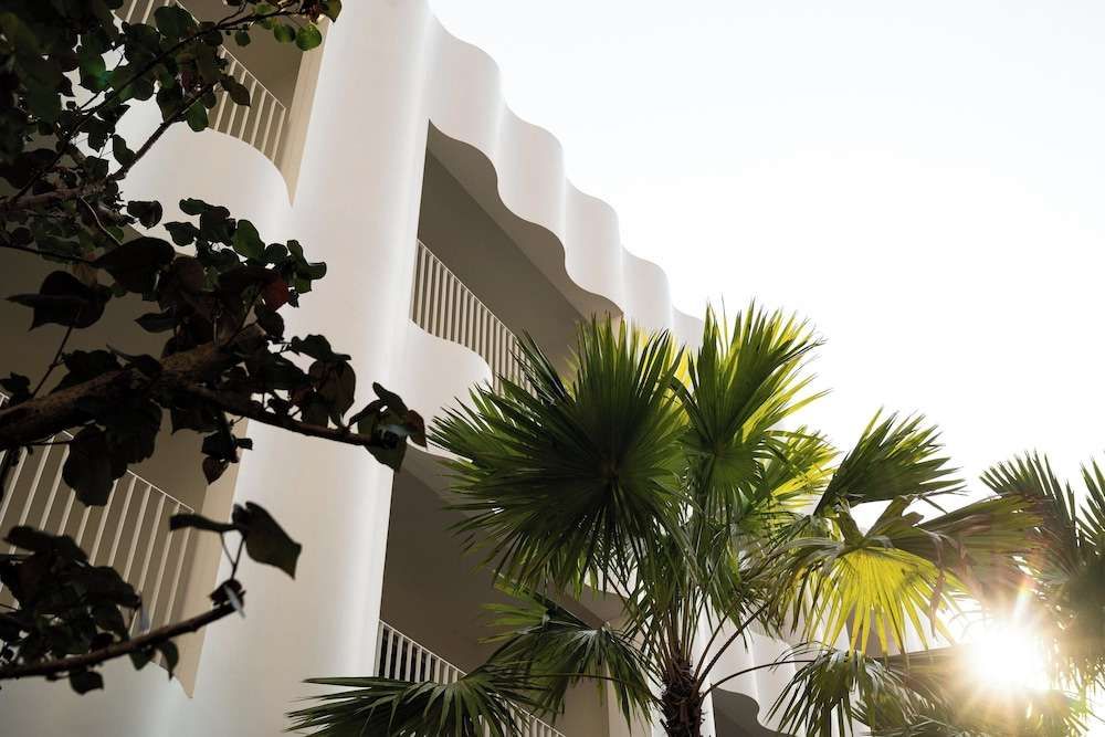 The Standard, Pattaya Na Jomtien