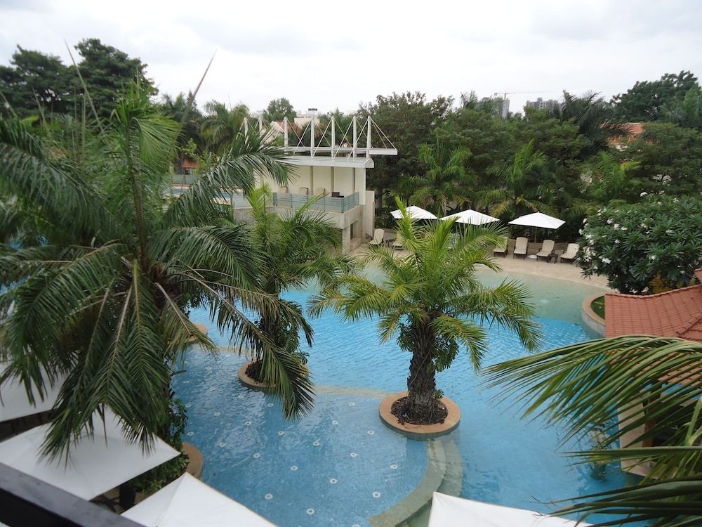 Palm Meadows Resort