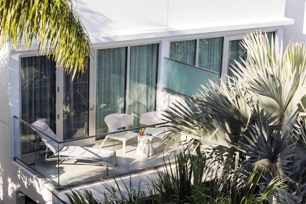H2O Suites