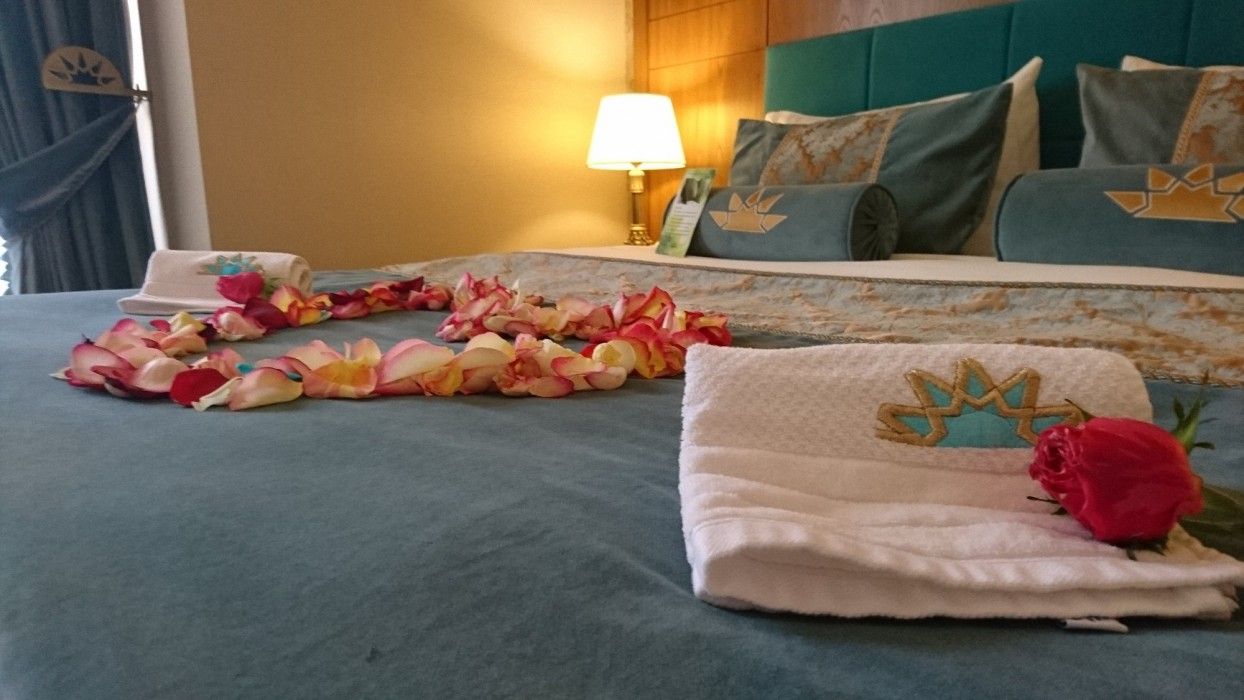 Zandiyeh Hotel