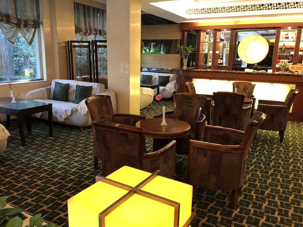 Dong Shan Hotel