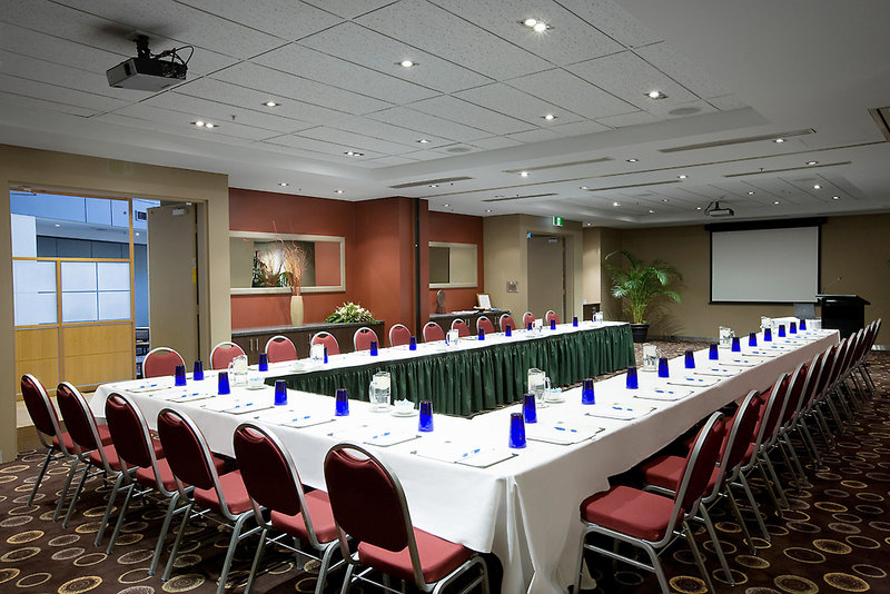 Crowne Plaza Canberra