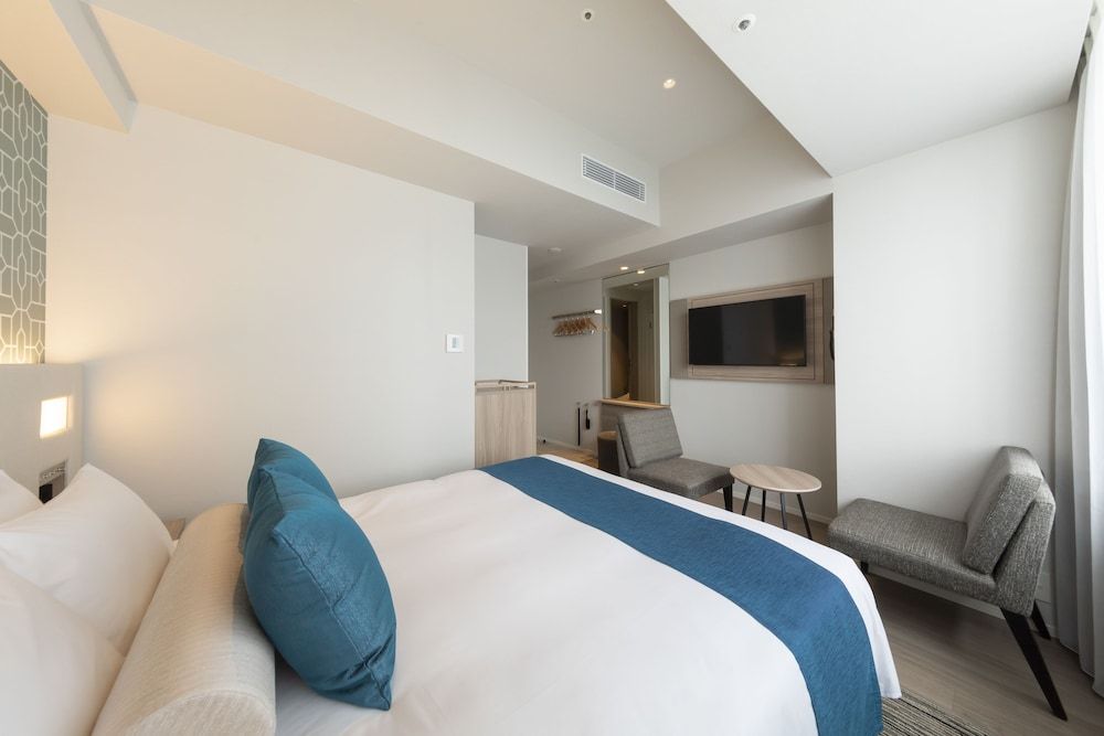 Hewitt Resort Naha
