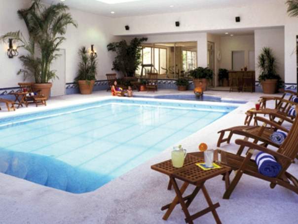 voco Saltillo Suites