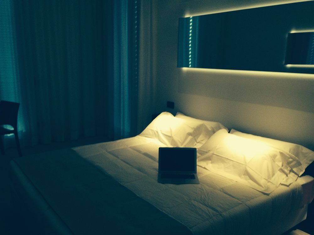 Blue Shades Aparthotel