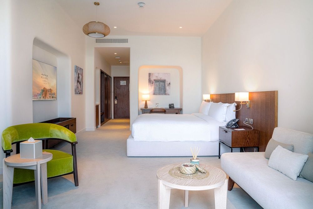 Mina Hotel & Residences