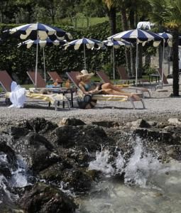 Castello Lake Front Hotel