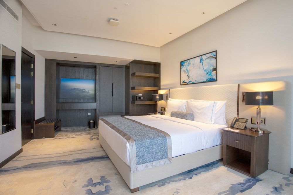Century Marina Hotel