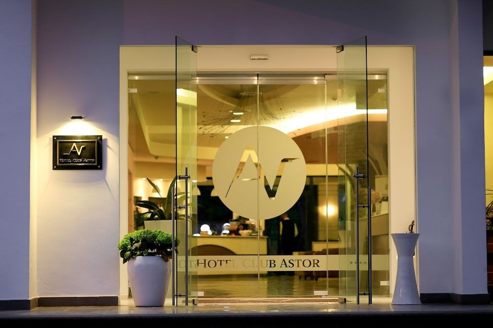 Astor Clubhotel