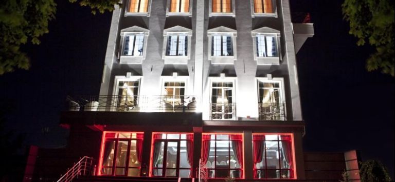 Maxim Pasha Hotel