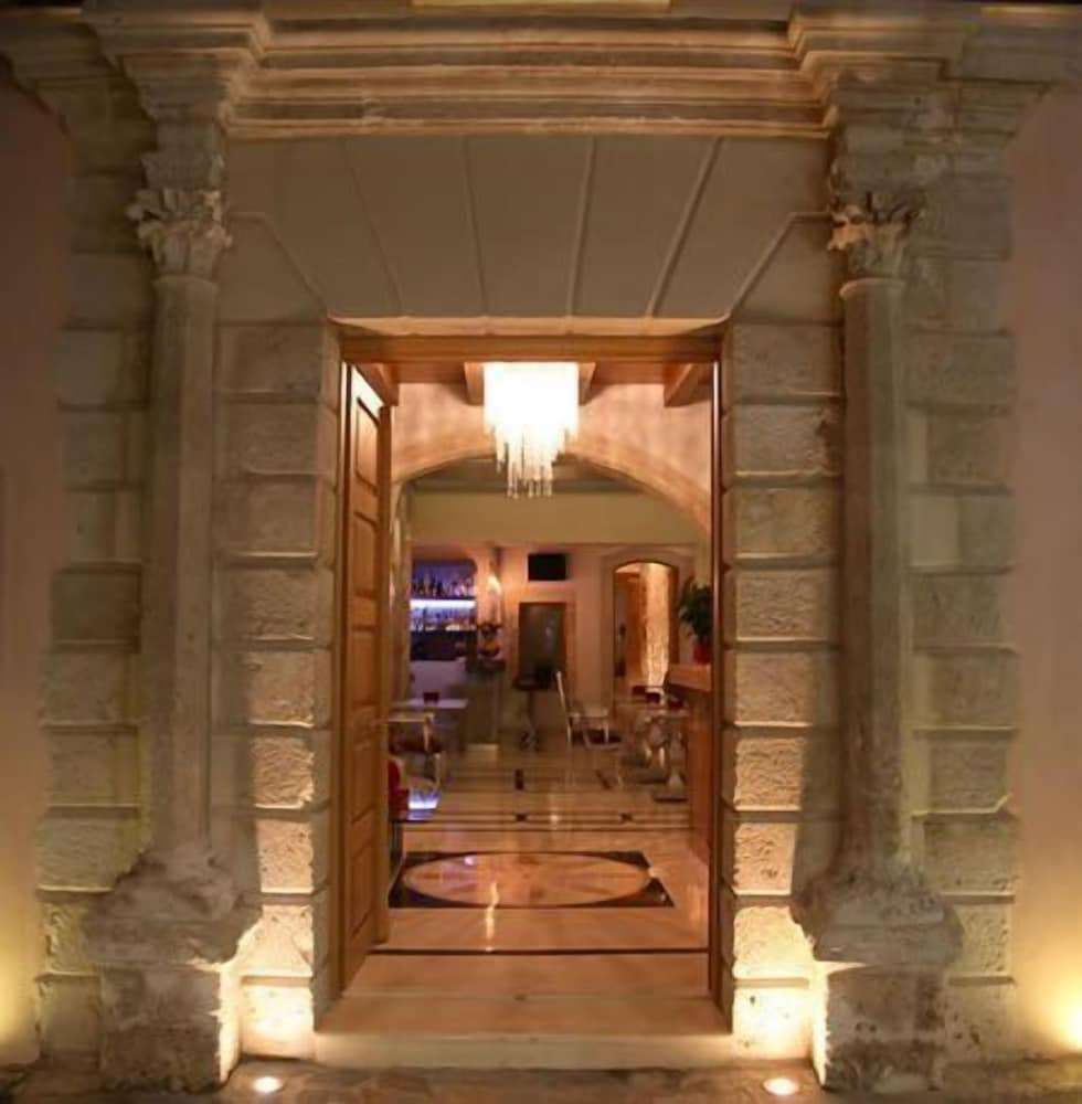 Bellagio Luxury Boutique