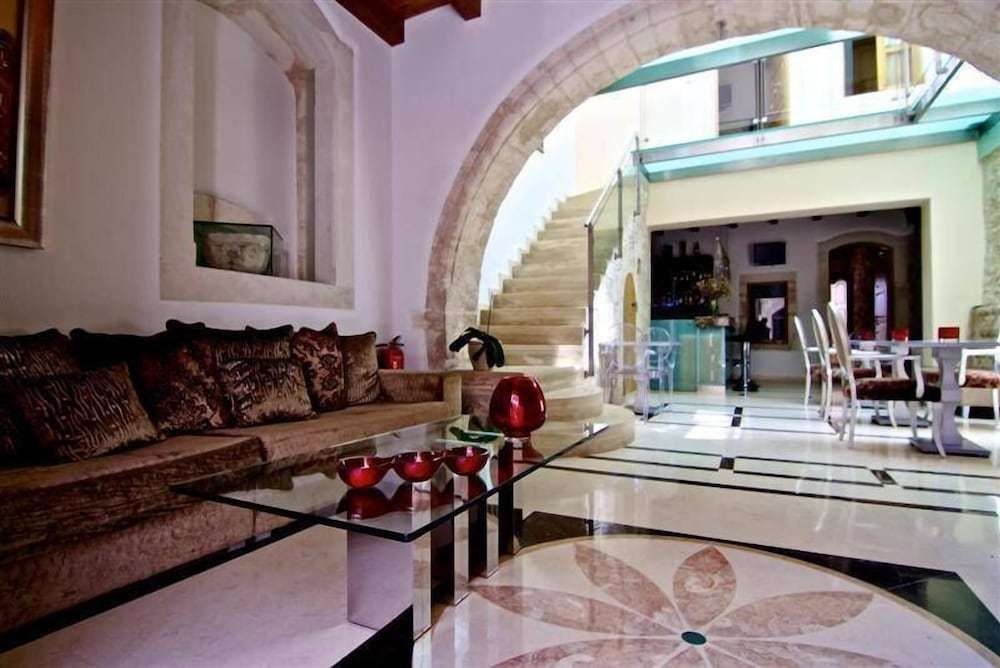 Bellagio Luxury Boutique