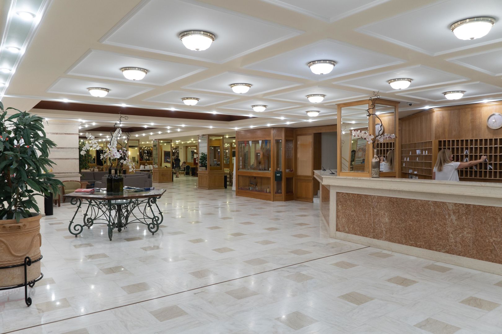 Mare Monte Beach Hotel