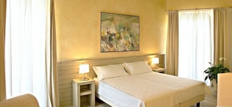 Accademia Vine Lodge