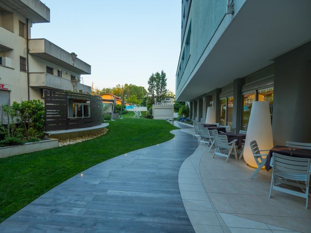Hotel Ras