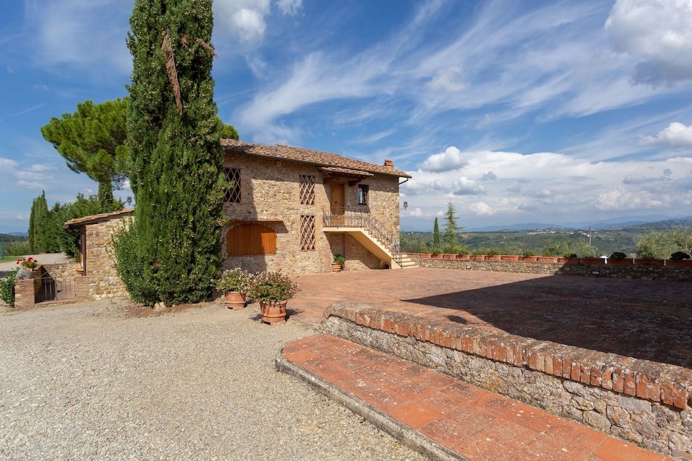Querceto Apartments