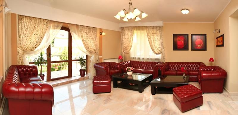 Grand Hotel