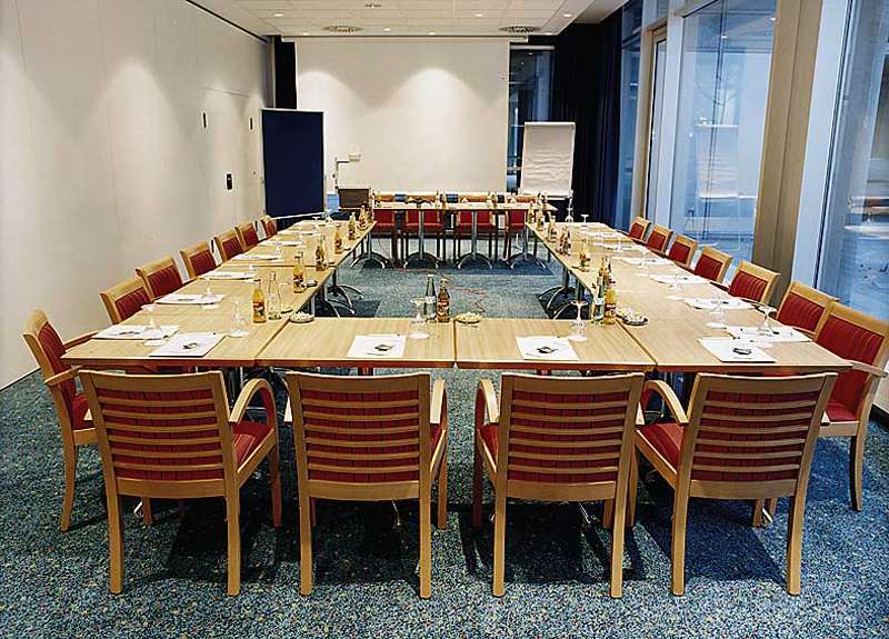 Premier Inn Essen City Limbecker Platz Hotel