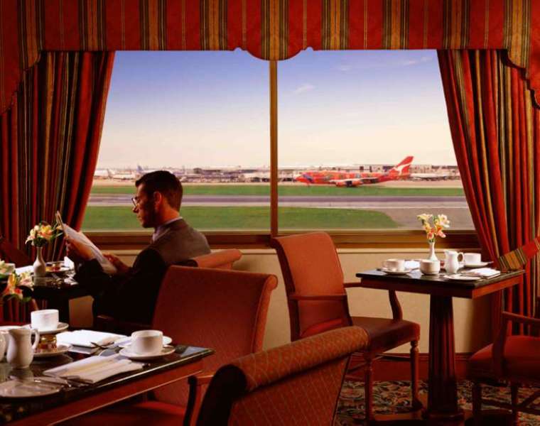 Renaissance London Heathrow Hotel