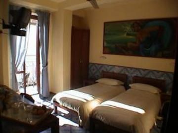 Petit Hotel