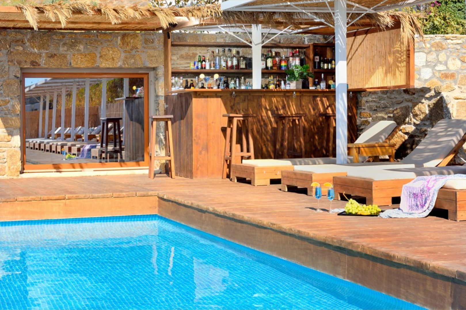 Amazon Mykonos Resort & Spa