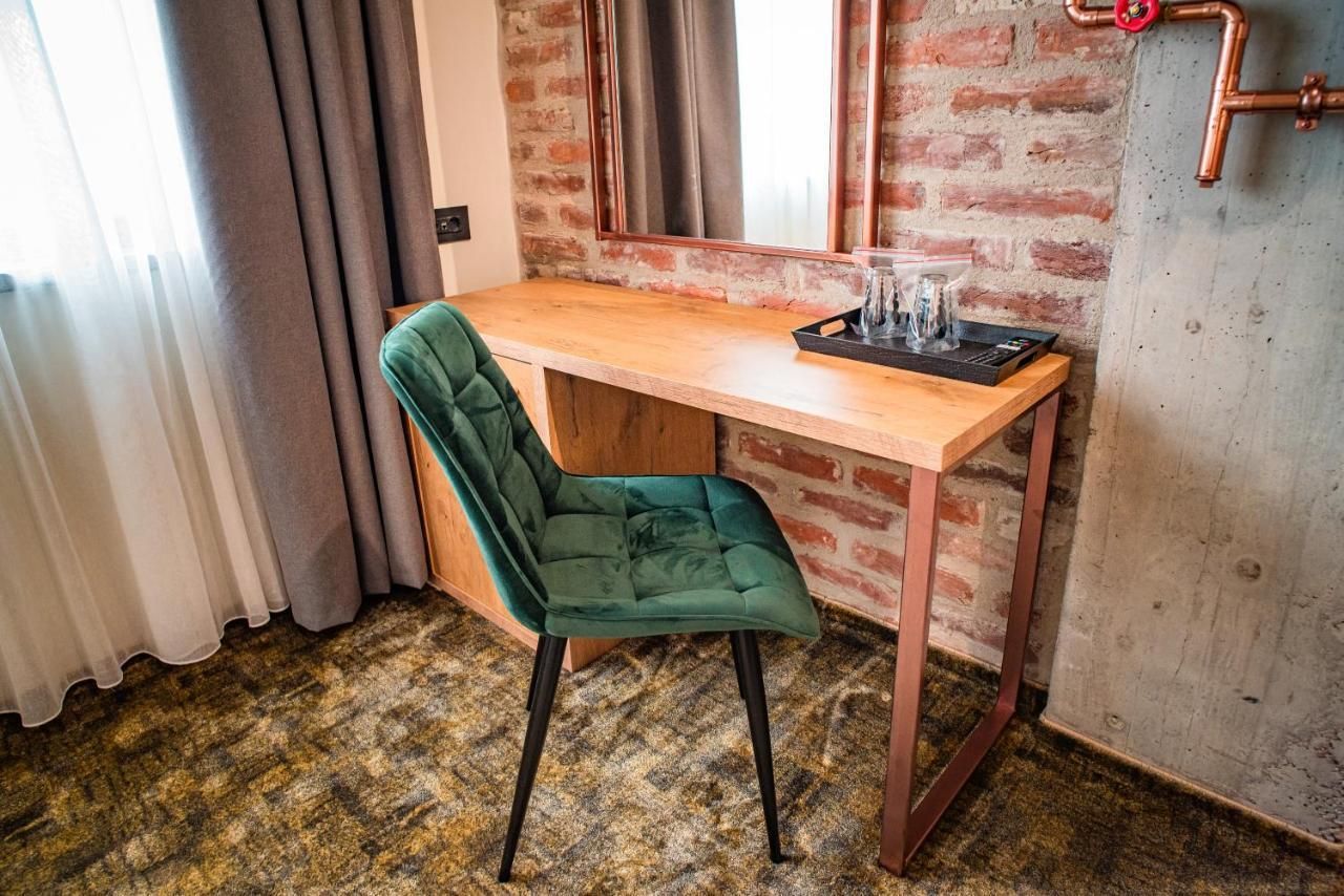 Mustang Boutique Rooms