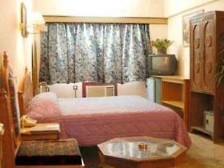 Chandra Inn
