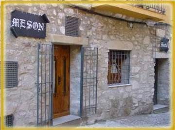 Hostal Hueso