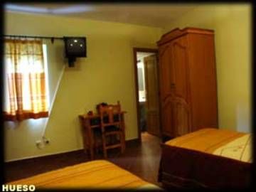 Hostal Hueso