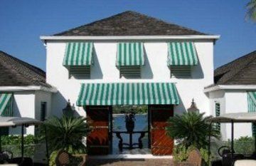 Round Hill Hotel & Villas