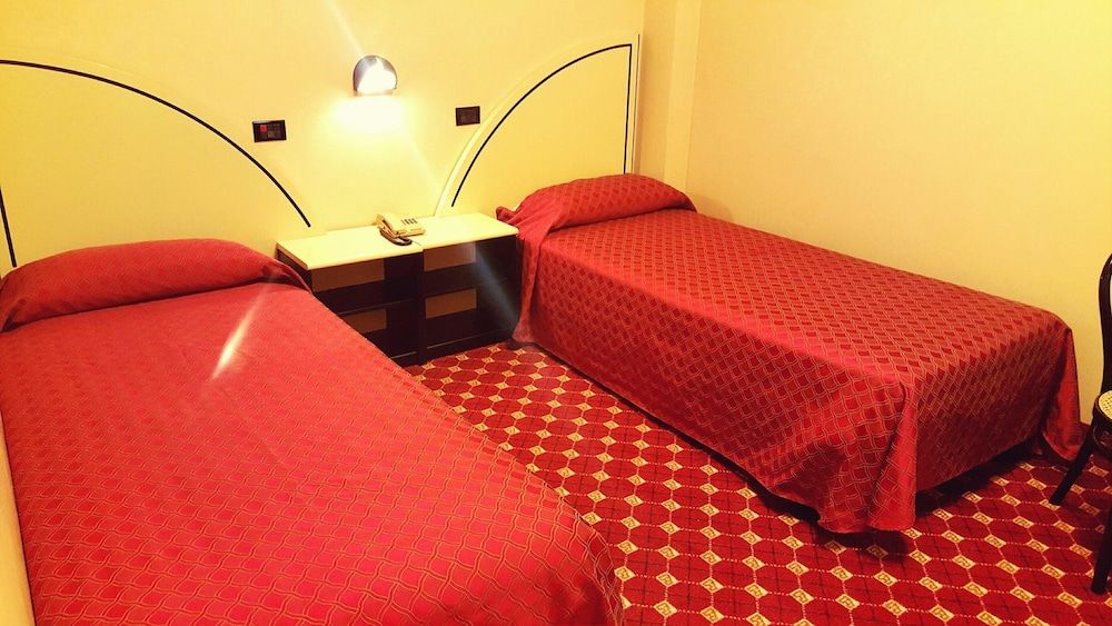 Hinterland Hotel