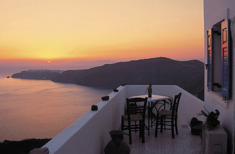 Amaze Suites