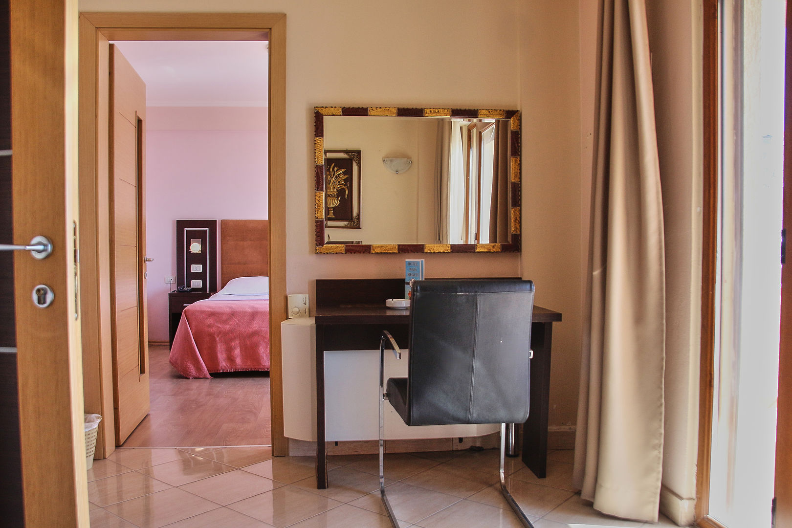 Hotel Nais Beach