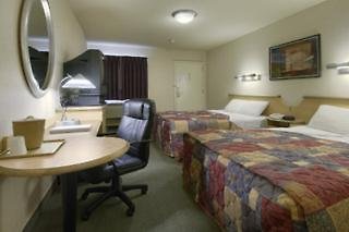 Red Roof Inn
