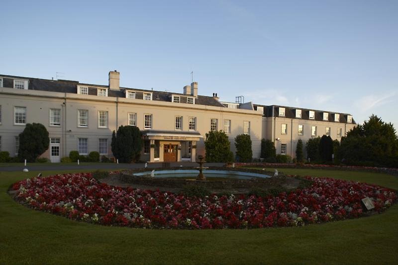 Avisford Park Hotel