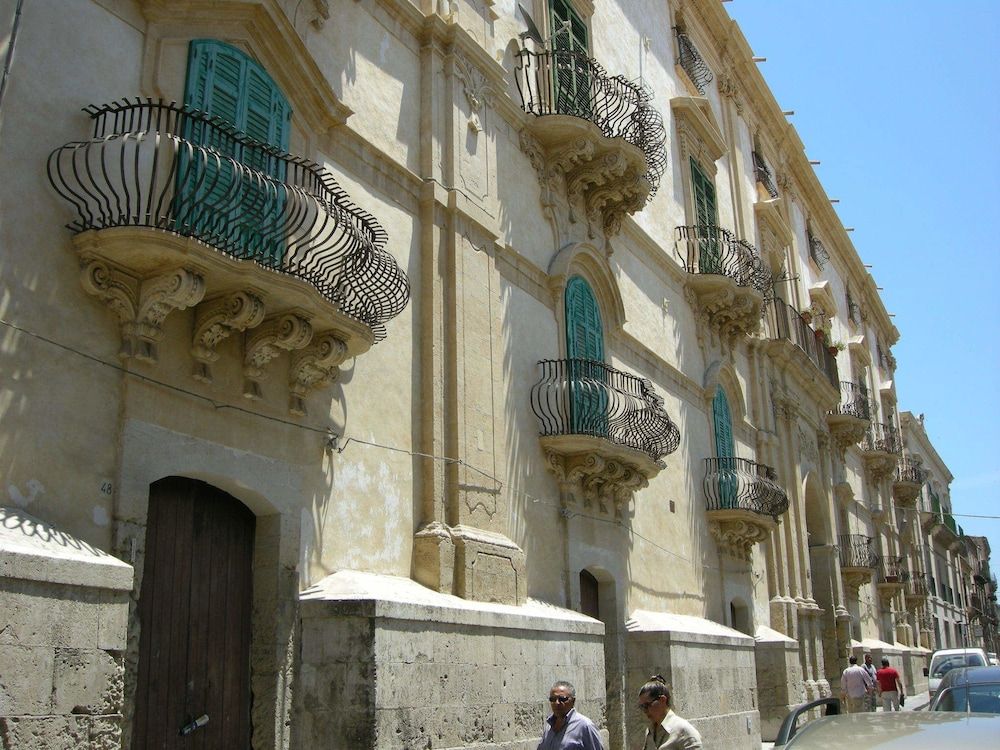 Conte Di Cavour