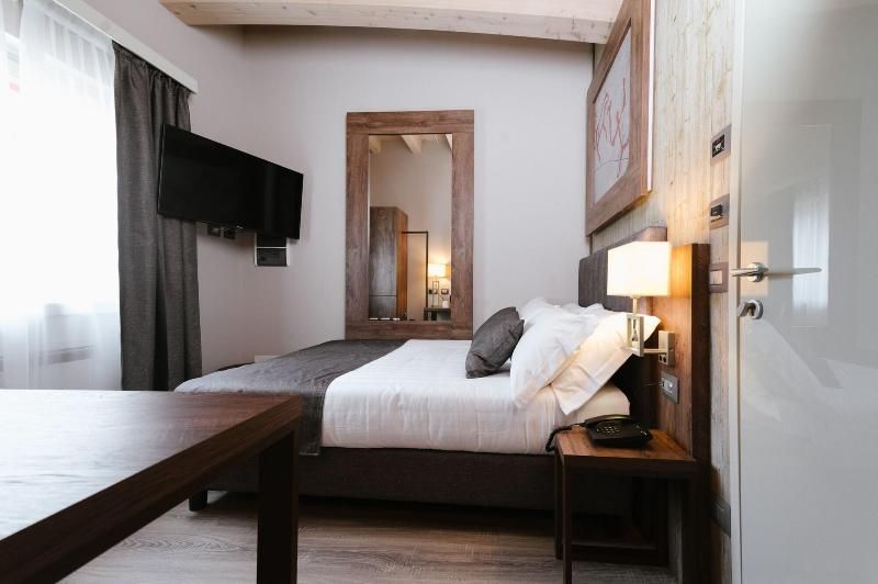 Lake Hotel La Pieve